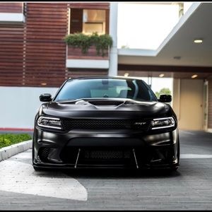 Meet your Posher, Khari